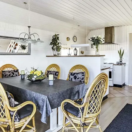 Three-bedroom Holiday In Harboore 1 بيت للعطل
