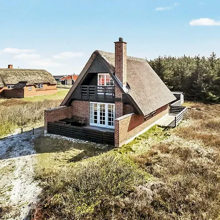 Holiday home Three-bedroom Holiday In Harboore 1